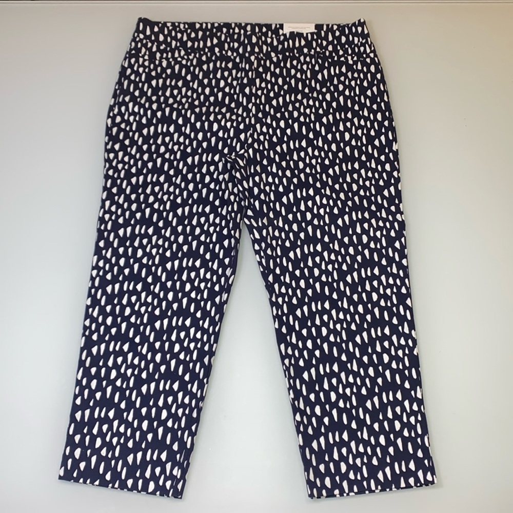 Chico’s NWT Brigitte slim leg Crop